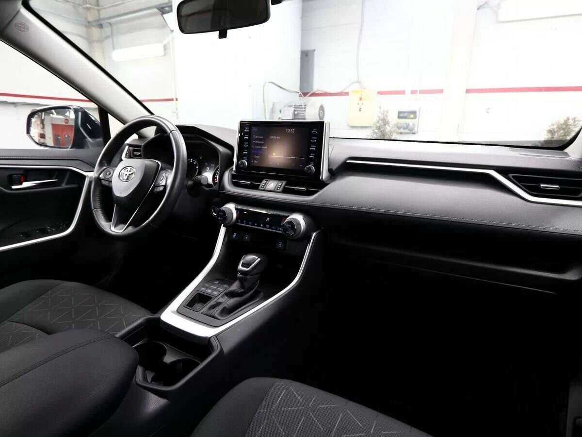 Купить Toyota RAV4, 2019, 70 000 км, фото №9