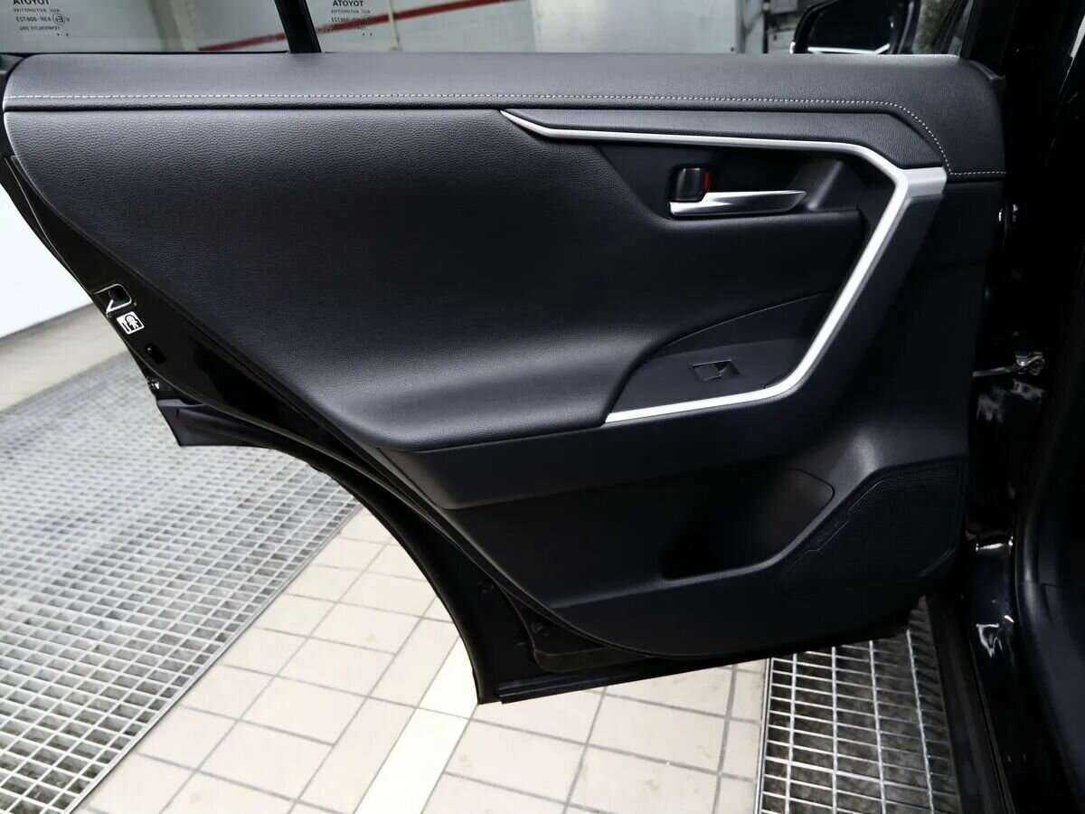 Купить Toyota RAV4, 2019, 70 000 км, фото №16