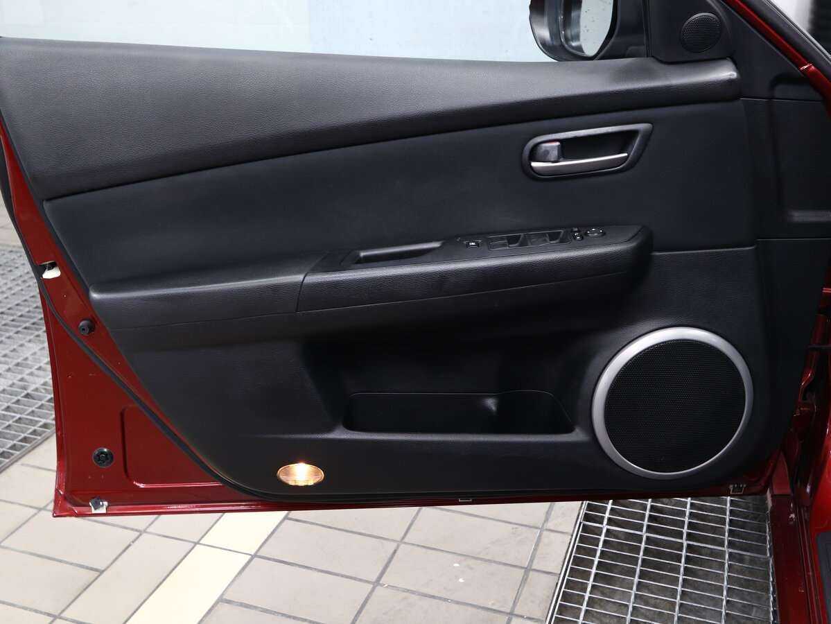 Купить Mazda 6, 2007, 235 000 км, фото №8