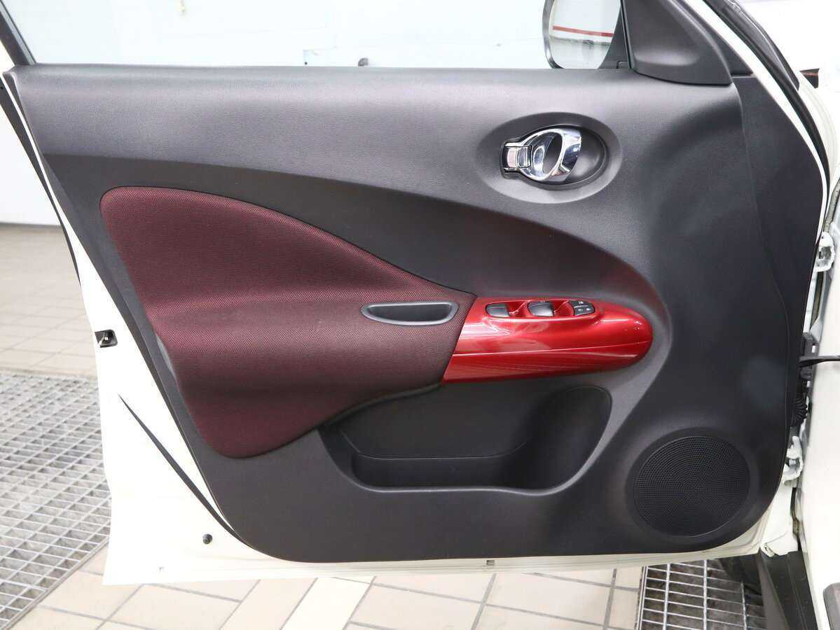 Купить Nissan Juke, 2011, 175 000 км, фото №5