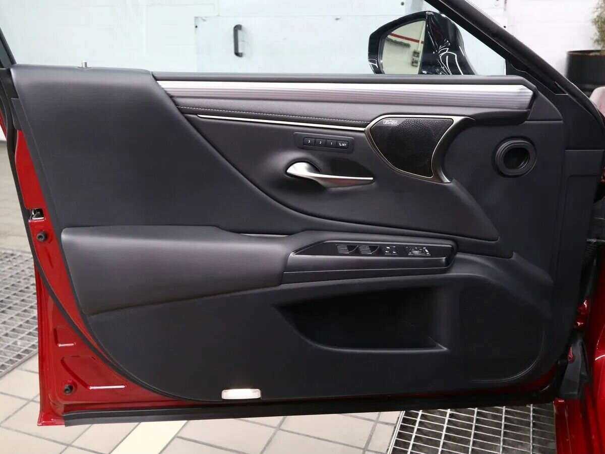 Купить Lexus ES 350, 2019, 107 000 км, фото №6