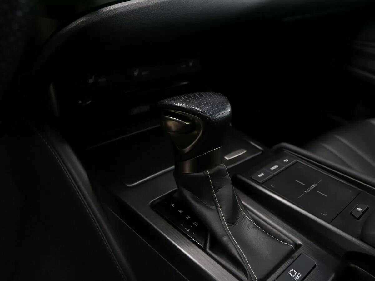 Купить Lexus ES 350, 2019, 107 000 км, фото №8