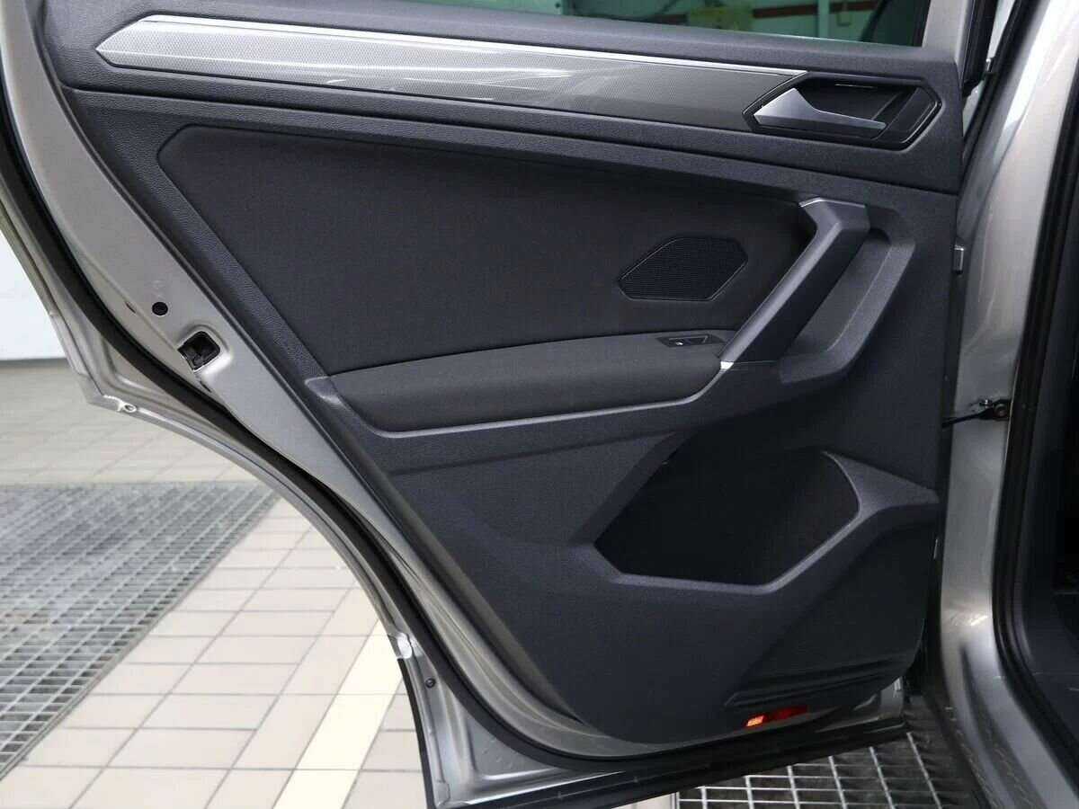Купить Volkswagen Tiguan, 2018, 110 000 км, фото №11