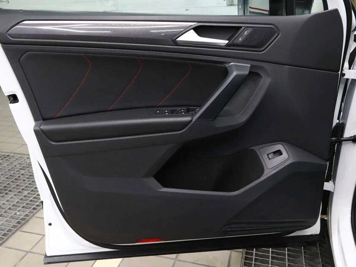 Купить Volkswagen Tiguan, 2021, 64 000 км, фото №6