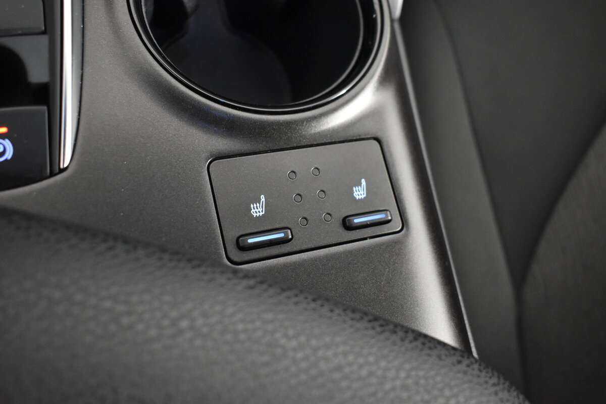 Купить Toyota Camry, 2021, 72 000 км, фото №16