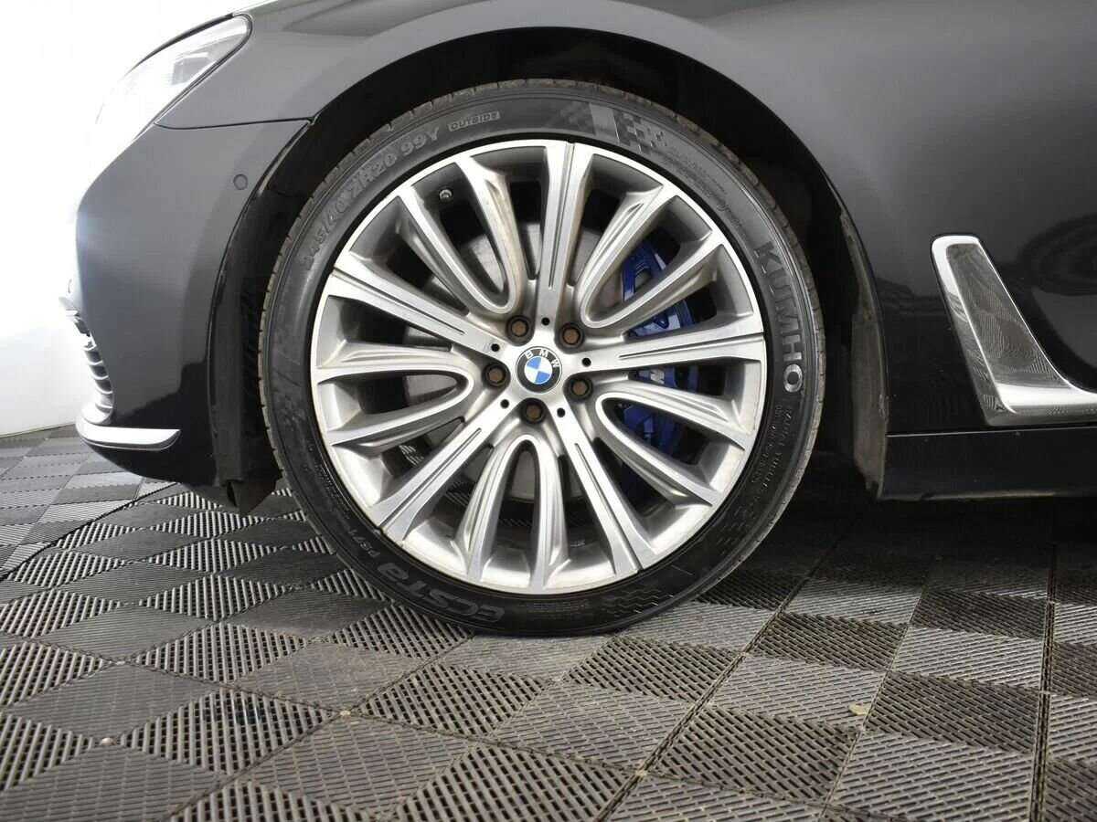 Купить BMW 7 серии 750i xDrive, 2017, 111 146 км, фото №6