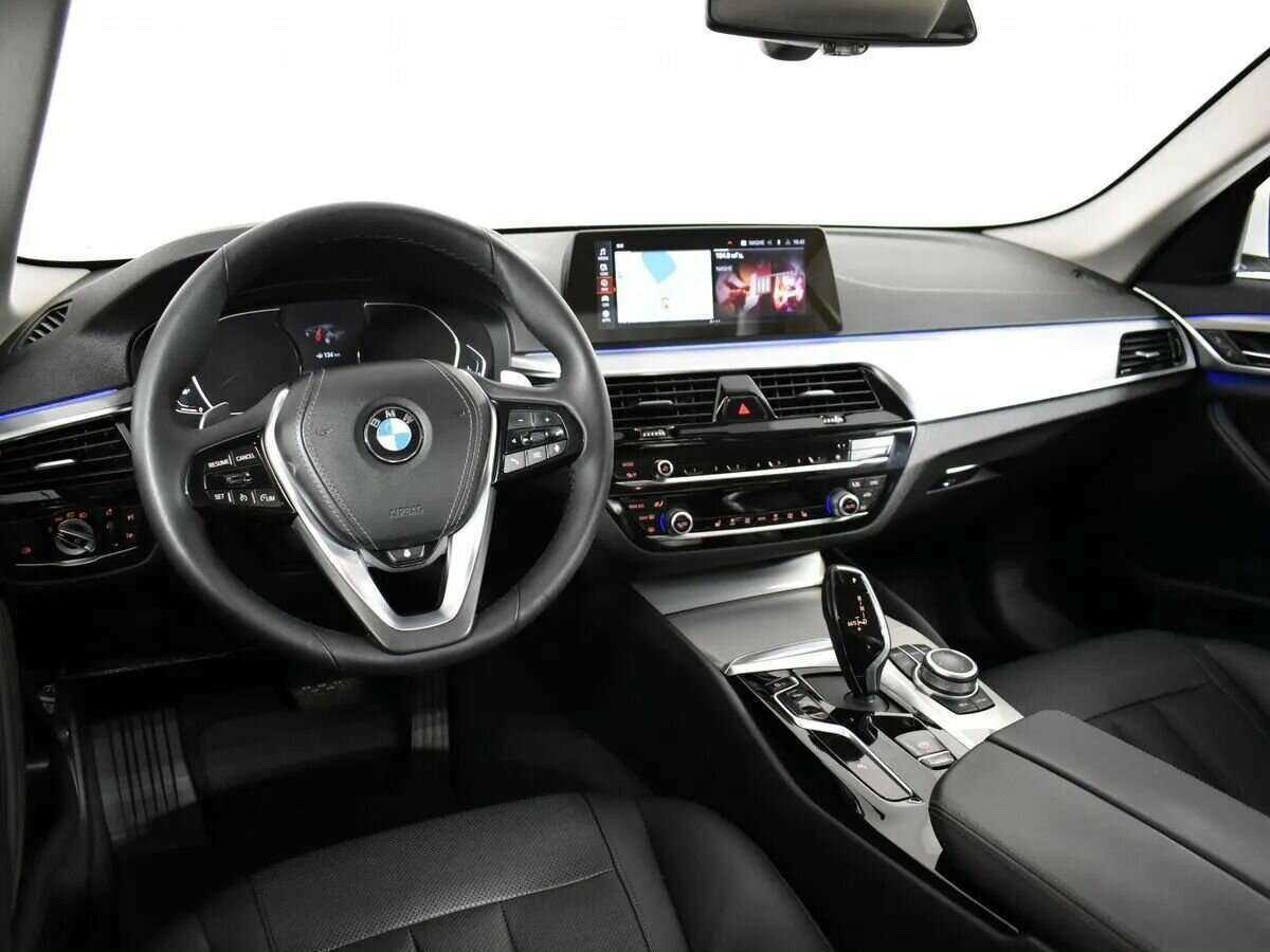 Купить BMW 5 серии 520i, 2020, 41 000 км, фото №8