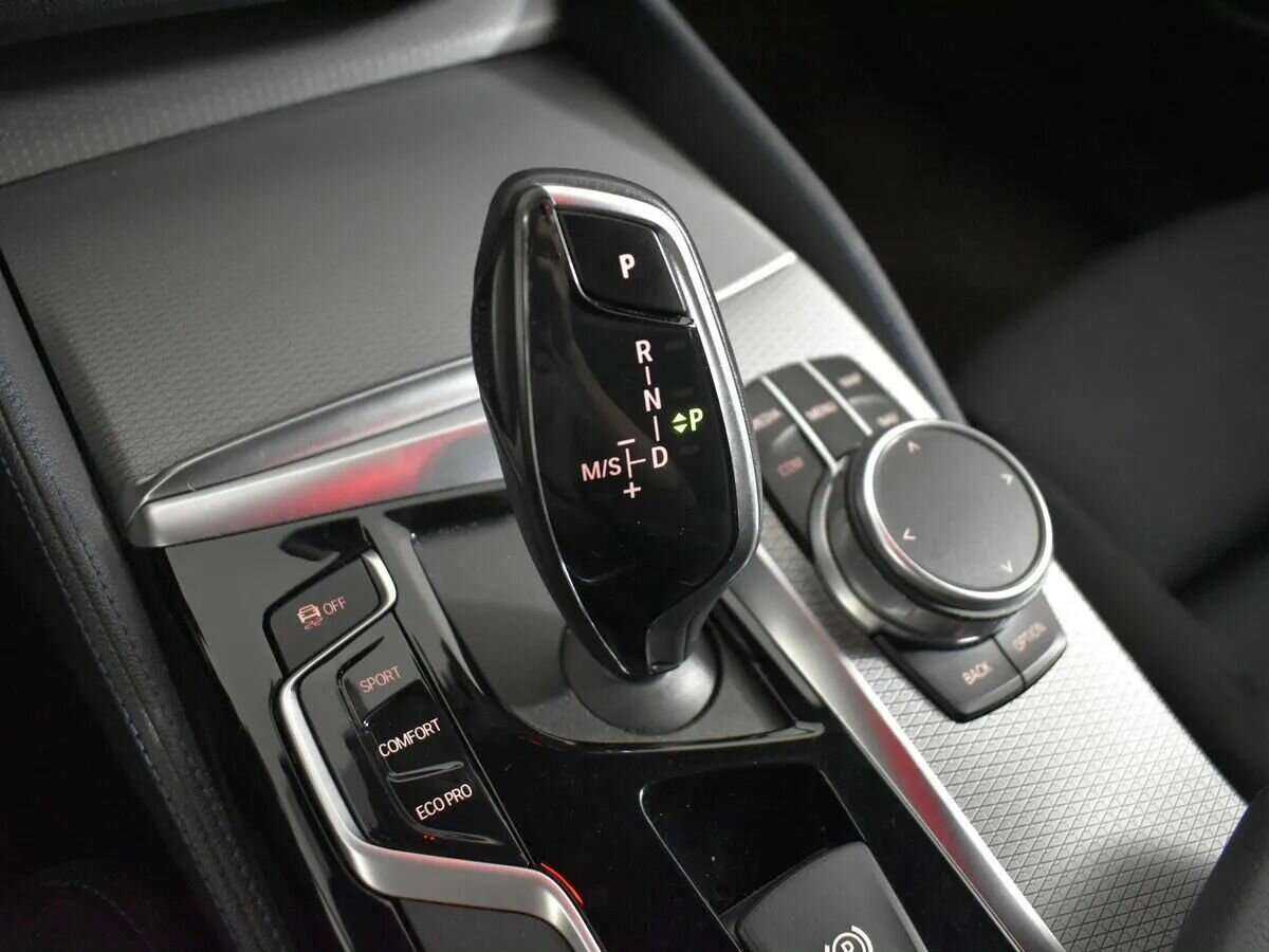 Купить BMW 5 серии 530i xDrive, 2020, 82 101 км, фото №19