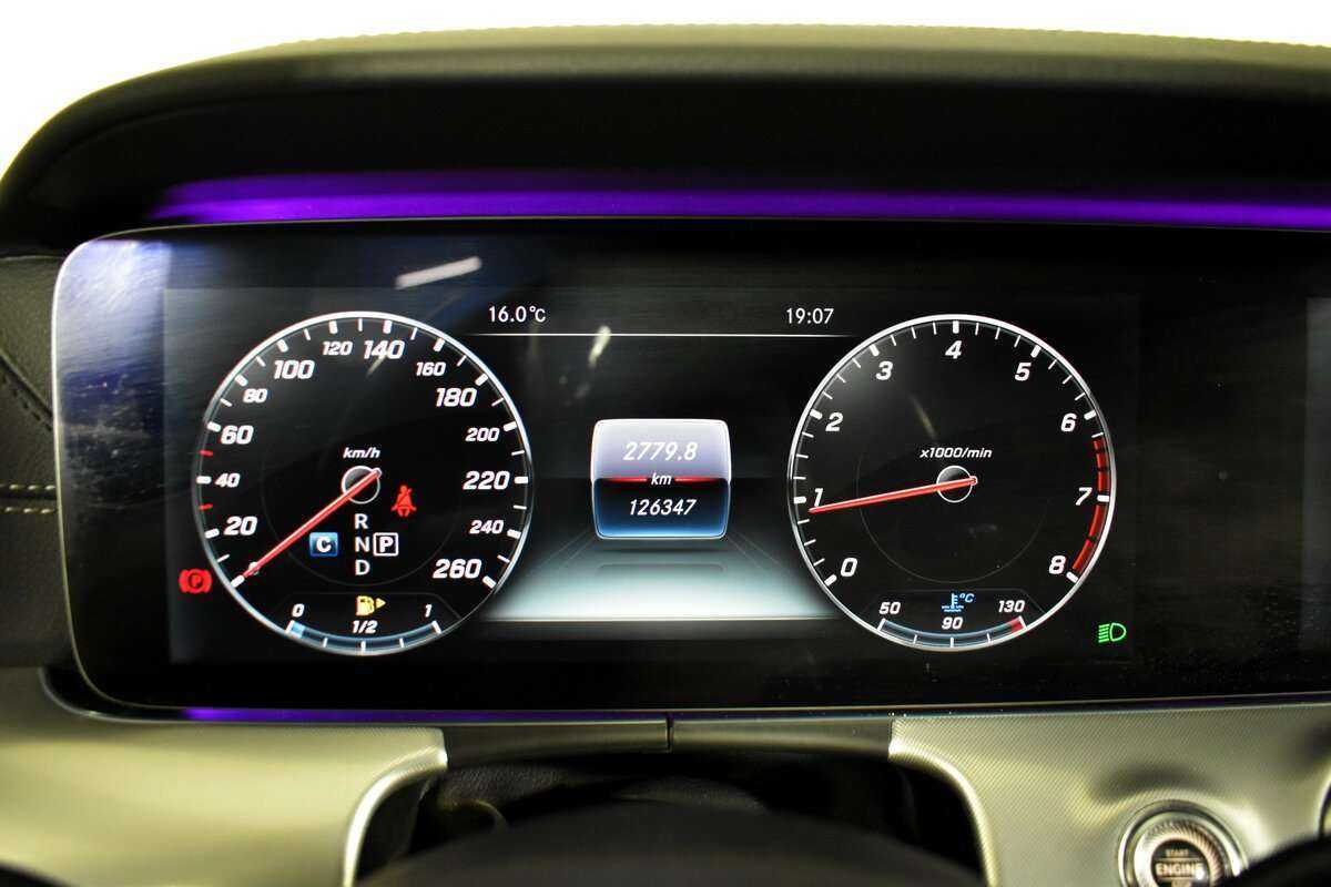Купить Mercedes-Benz E-Класс 300, 2017, 126 000 км, фото №7