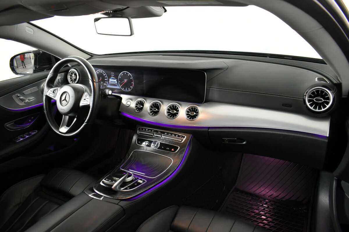 Купить Mercedes-Benz E-Класс 300, 2017, 126 000 км, фото №11