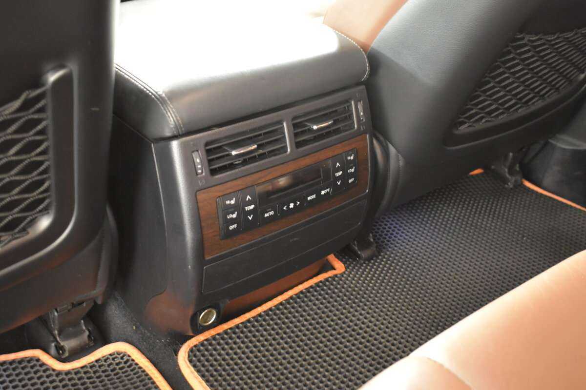 Купить Toyota Land Cruiser, 2016, 211 994 км, фото №8