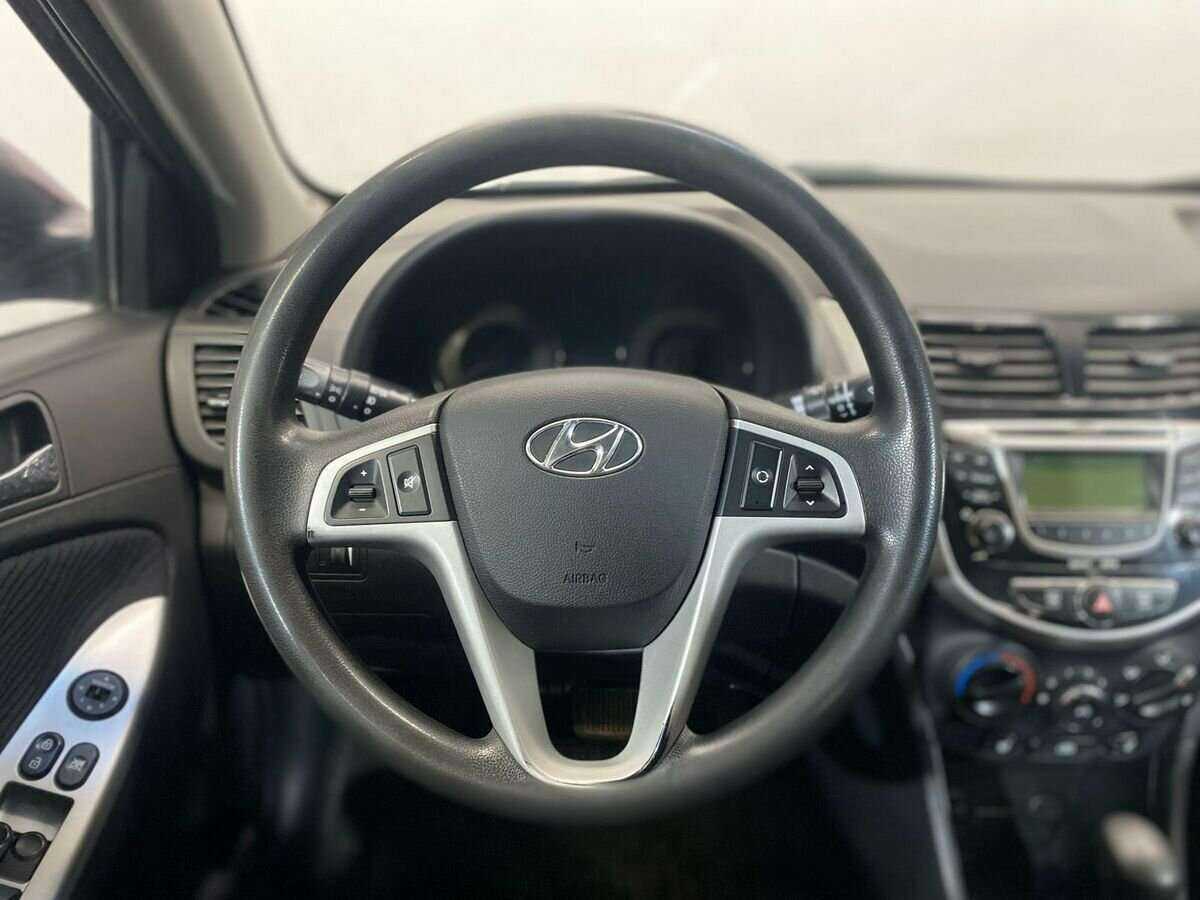 Купить Hyundai Solaris, 2012, 179 089 км, фото №12