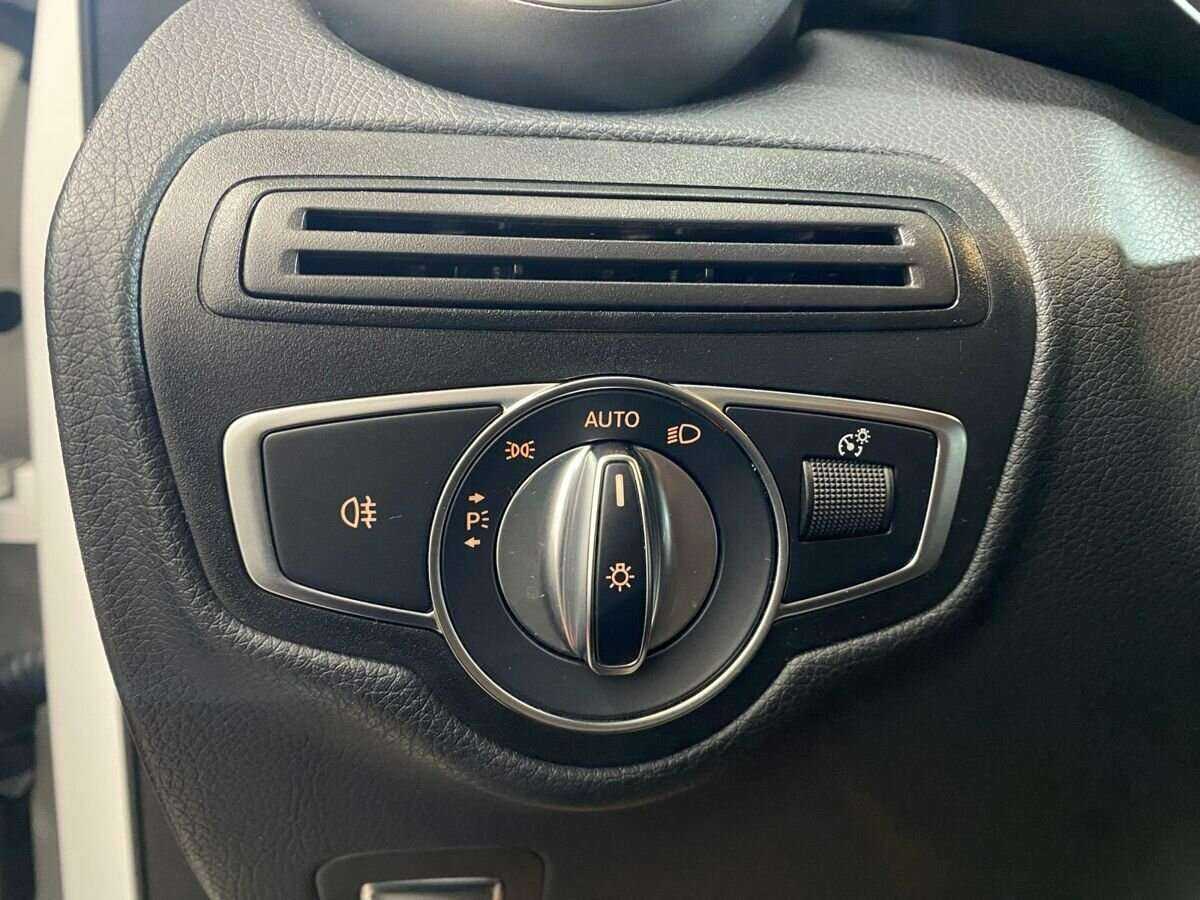 Купить Mercedes-Benz GLC 220 d, 2018, 88 800 км, фото №17