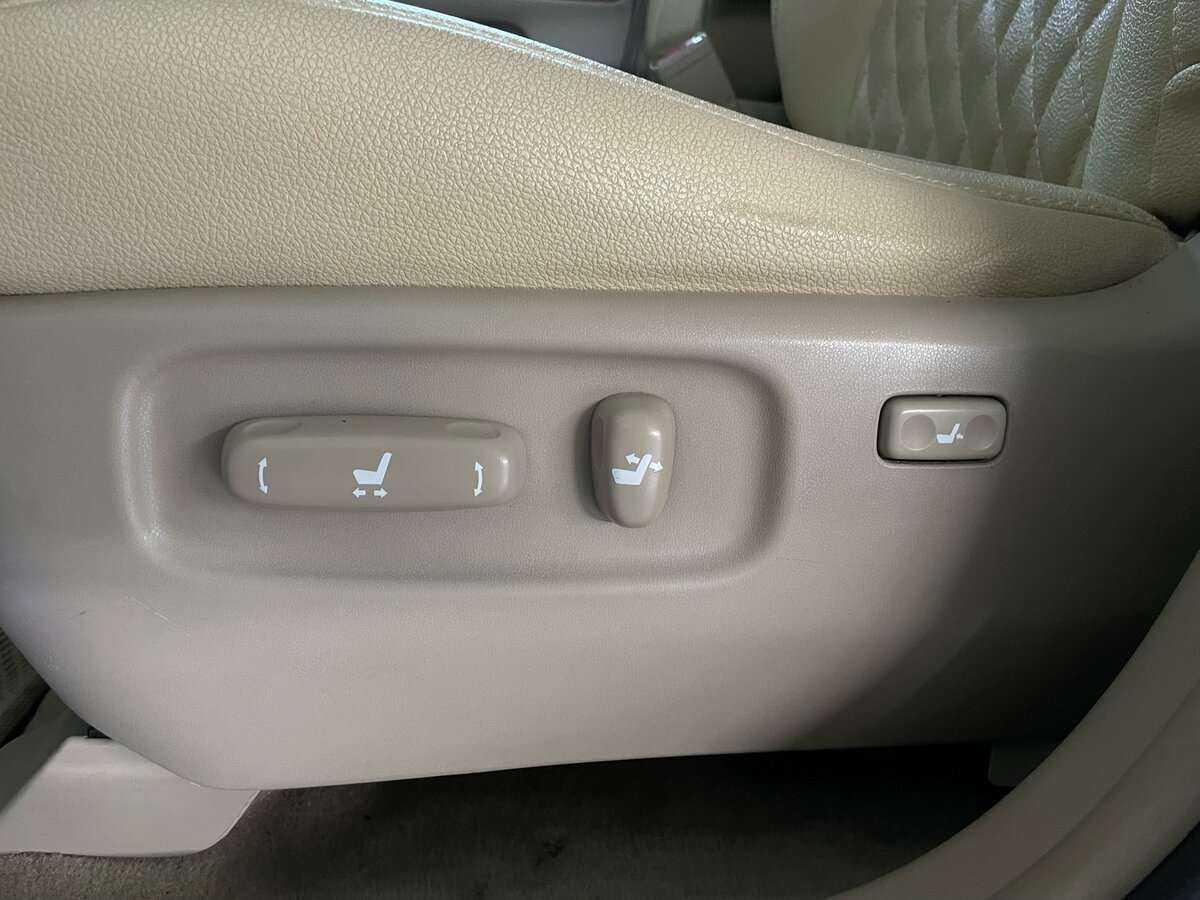 Купить Lexus RX 400h, 2008, 267 179 км, фото №17