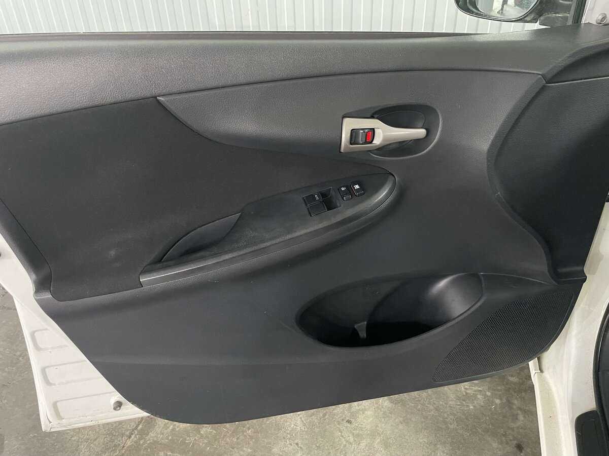 Купить Toyota Corolla, 2008, 321 775 км, фото №17