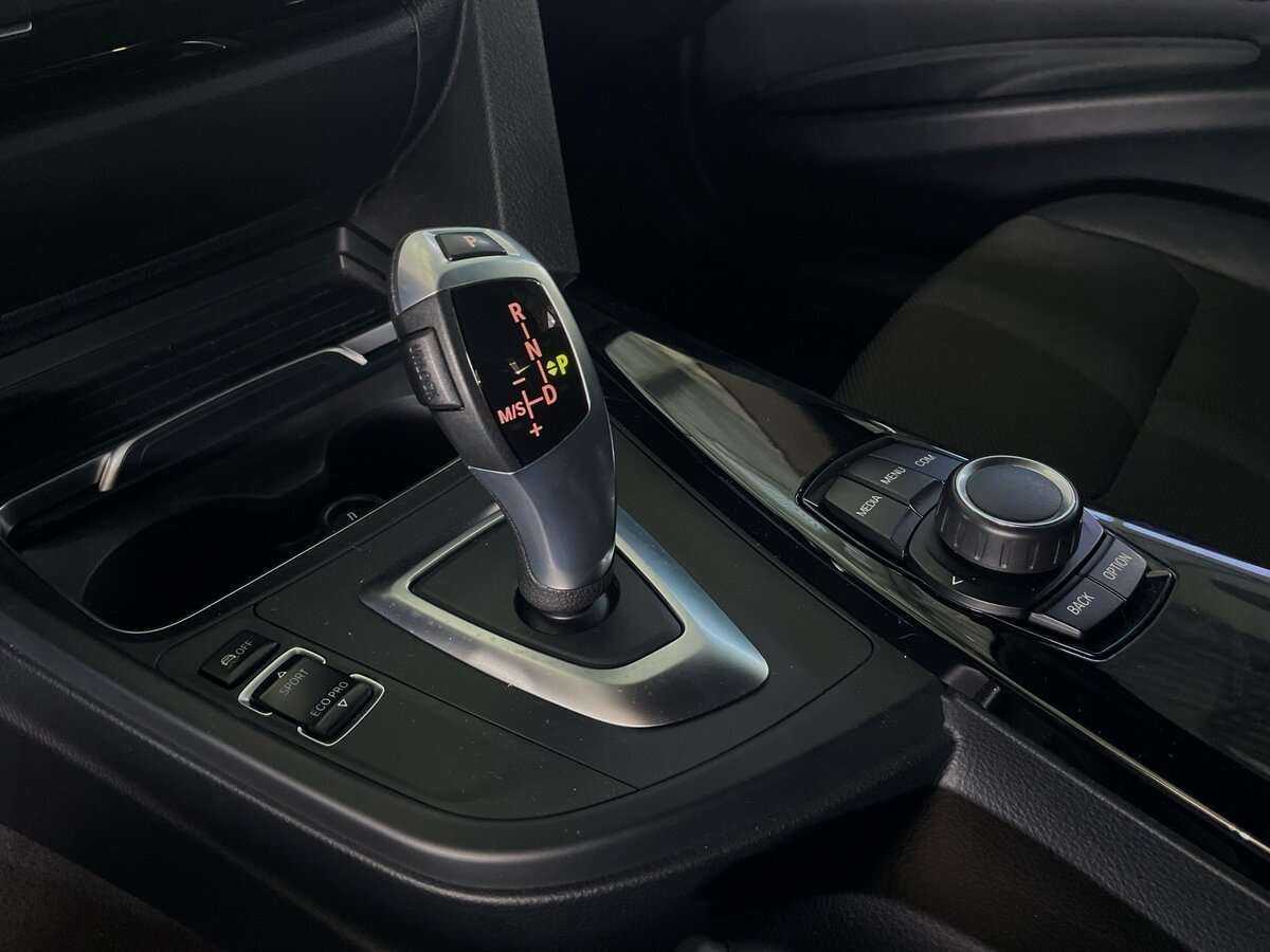 Купить BMW 3 серии 320i xDrive, 2018, 129 300 км, фото №15