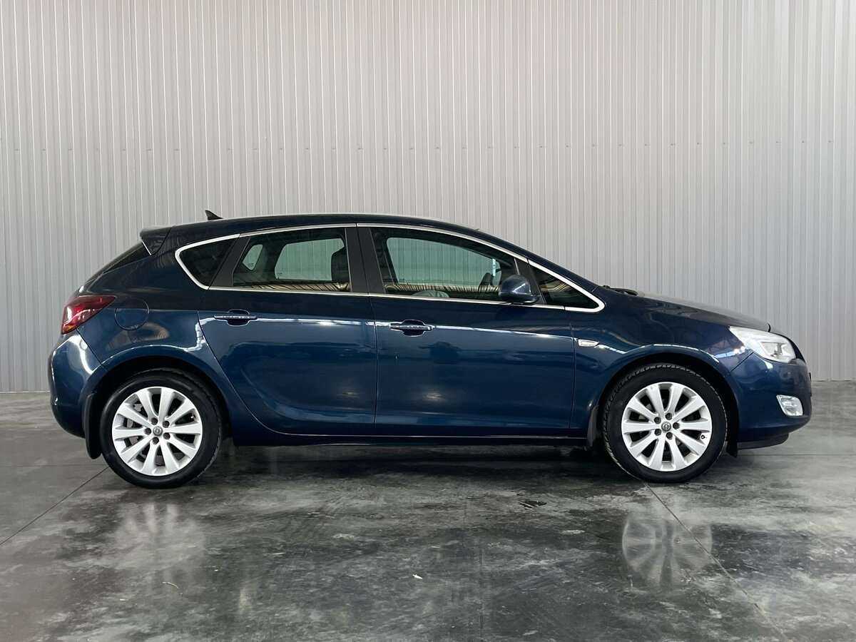 Купить Opel Astra, 2011, 171 300 км, фото №4