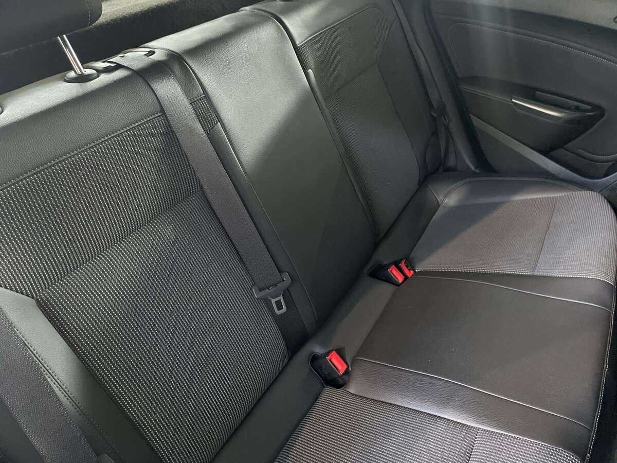 Купить Opel Astra, 2011, 171 300 км, фото №18