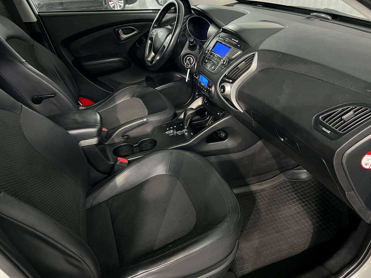Купить Hyundai ix35, 2011, 240 045 км, фото №13