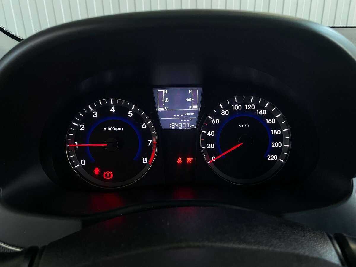 Купить Hyundai Solaris, 2014, 125 000 км, фото №13