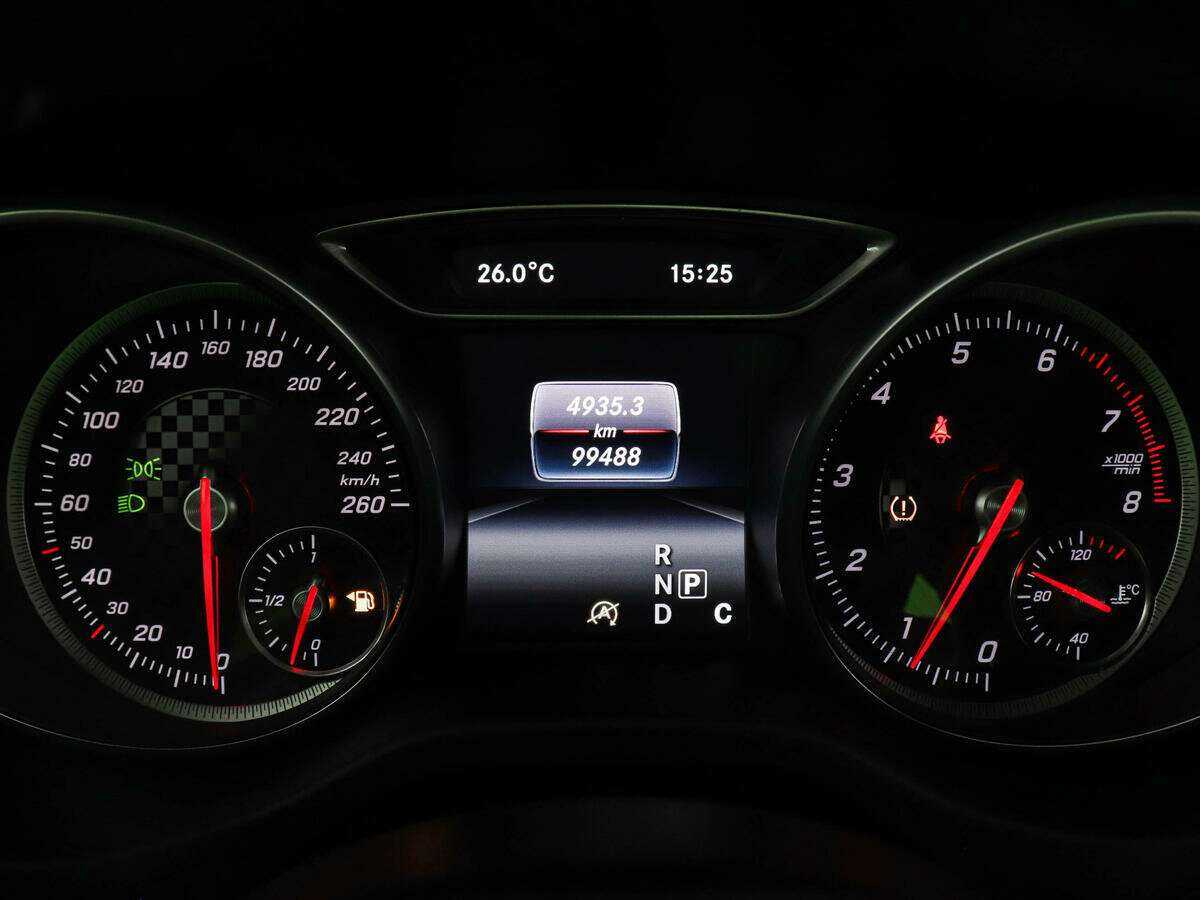 Купить Mercedes-Benz A-Класс 180, 2016, 99 298 км, фото №11