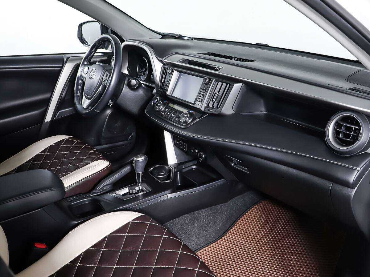Купить Toyota RAV4, 2018, 45 900 км, фото №9