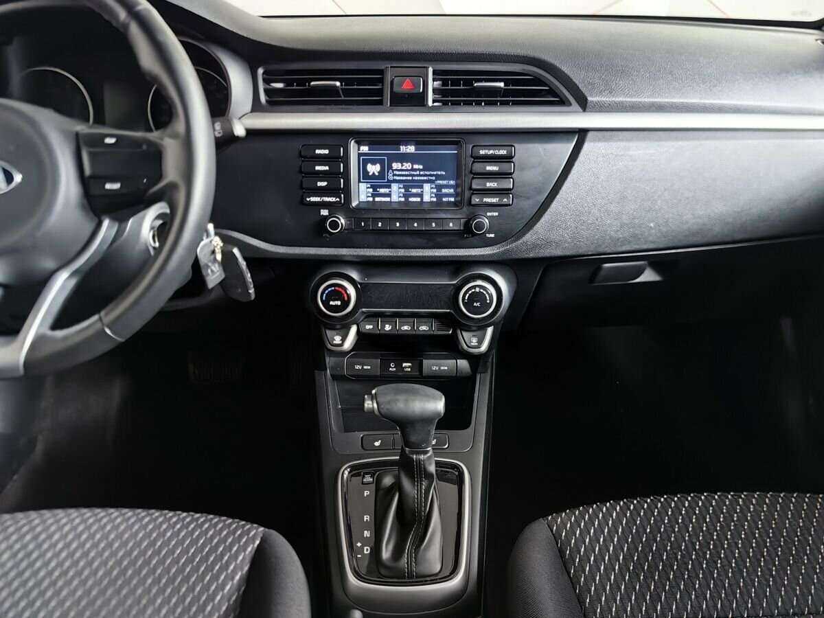 Купить Kia Rio X-Line, 2019, 61 273 км, фото №6