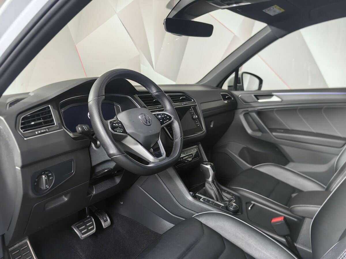Купить Volkswagen Tiguan, 2021, 48 962 км, фото №14