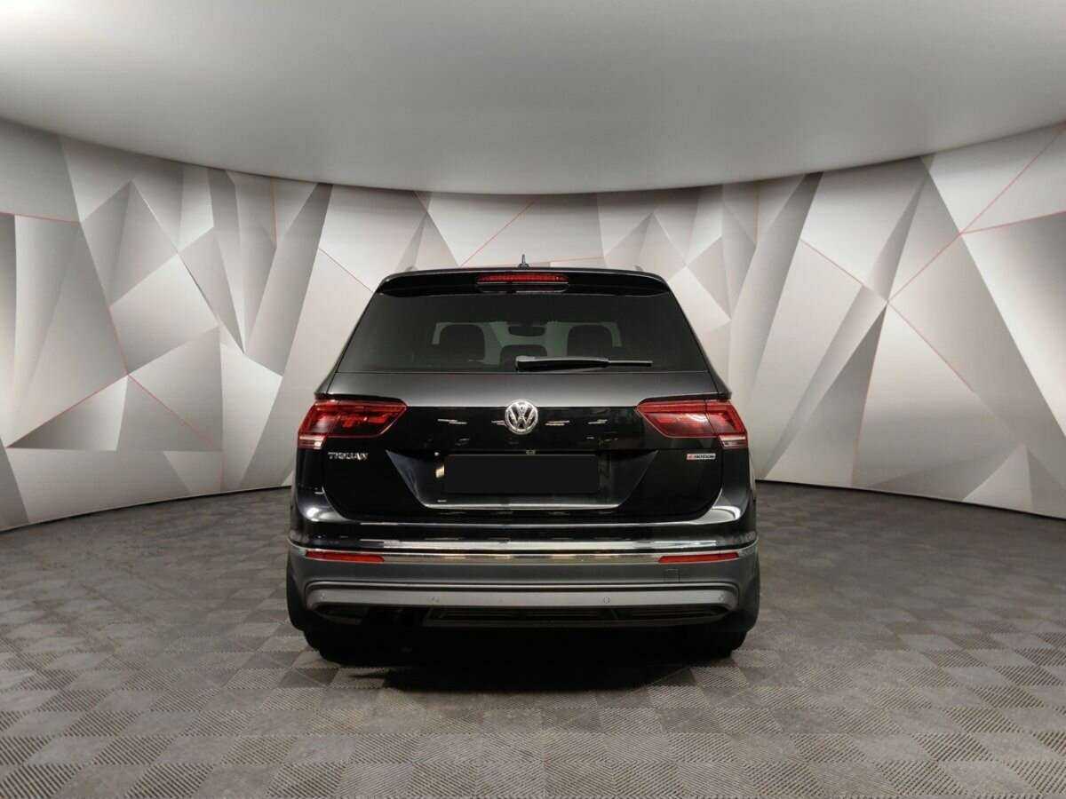 Купить Volkswagen Tiguan, 2018, 82 646 км, фото №8