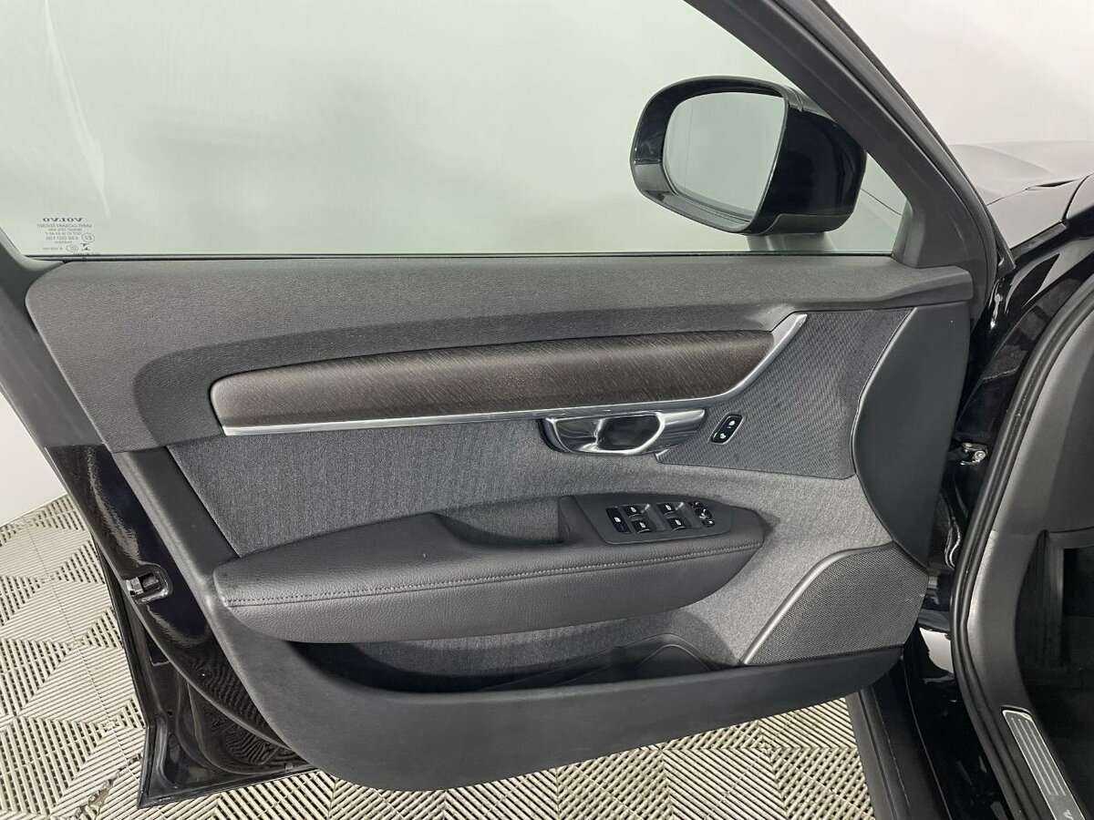 Купить Volvo V90 Cross Country, 2018, 106 833 км, фото №8