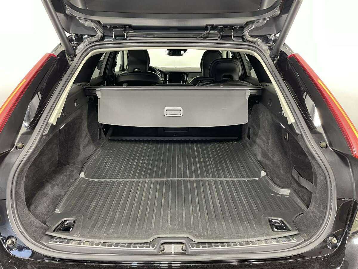 Купить Volvo V90 Cross Country, 2018, 106 833 км, фото №18