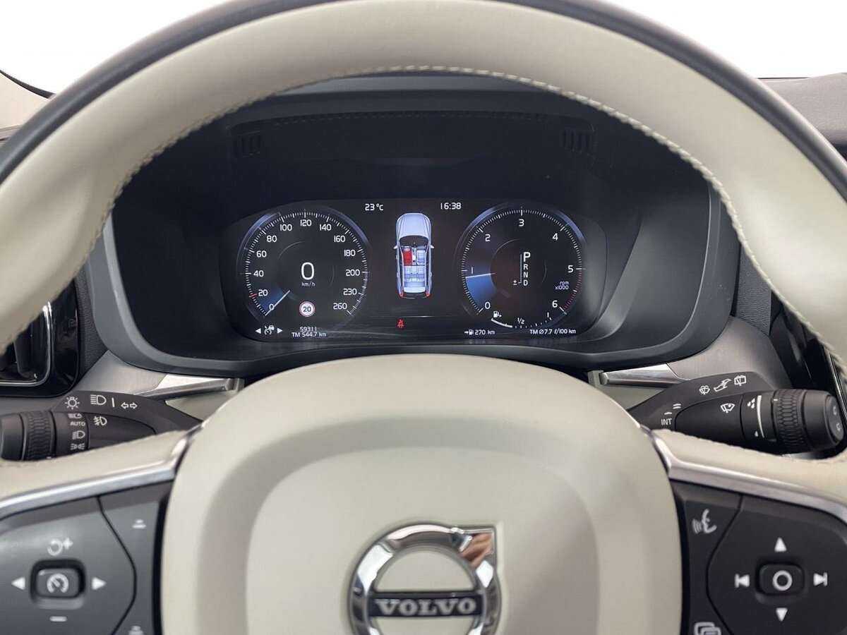 Купить Volvo XC60, 2021, 59 311 км, фото №11
