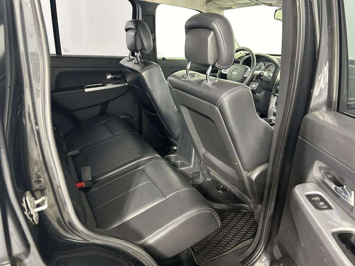 Купить Jeep Cherokee, 2010, 164 424 км, фото №16