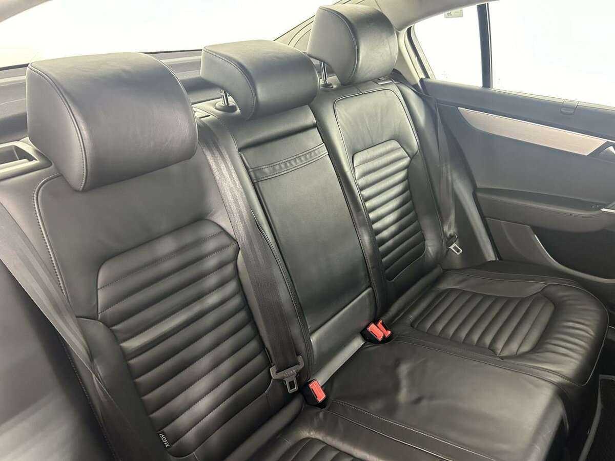 Купить Volkswagen Passat, 2011, 193 637 км, фото №15