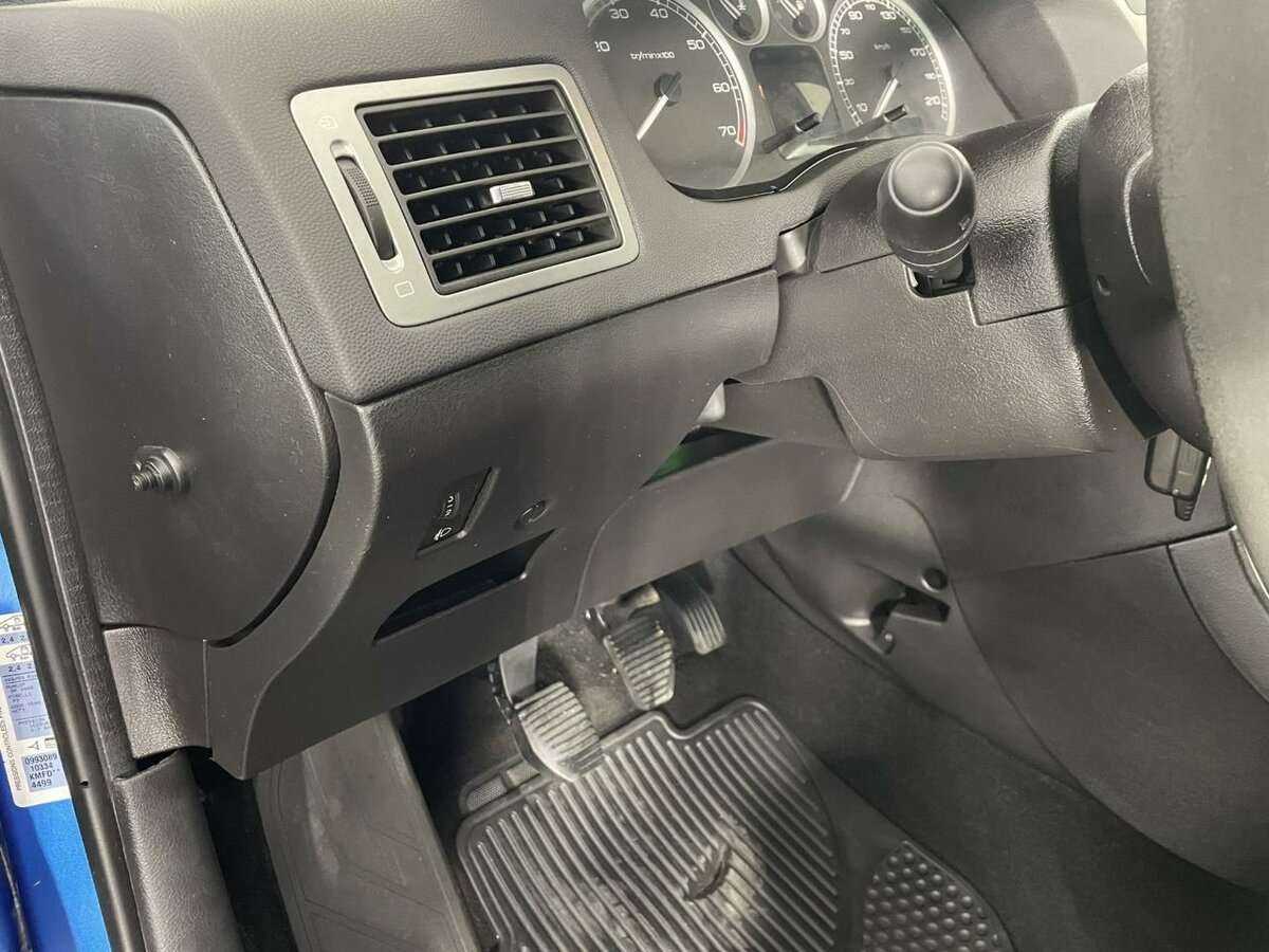 Купить Peugeot 307 5-speed, 2004, 314 913 км, фото №9