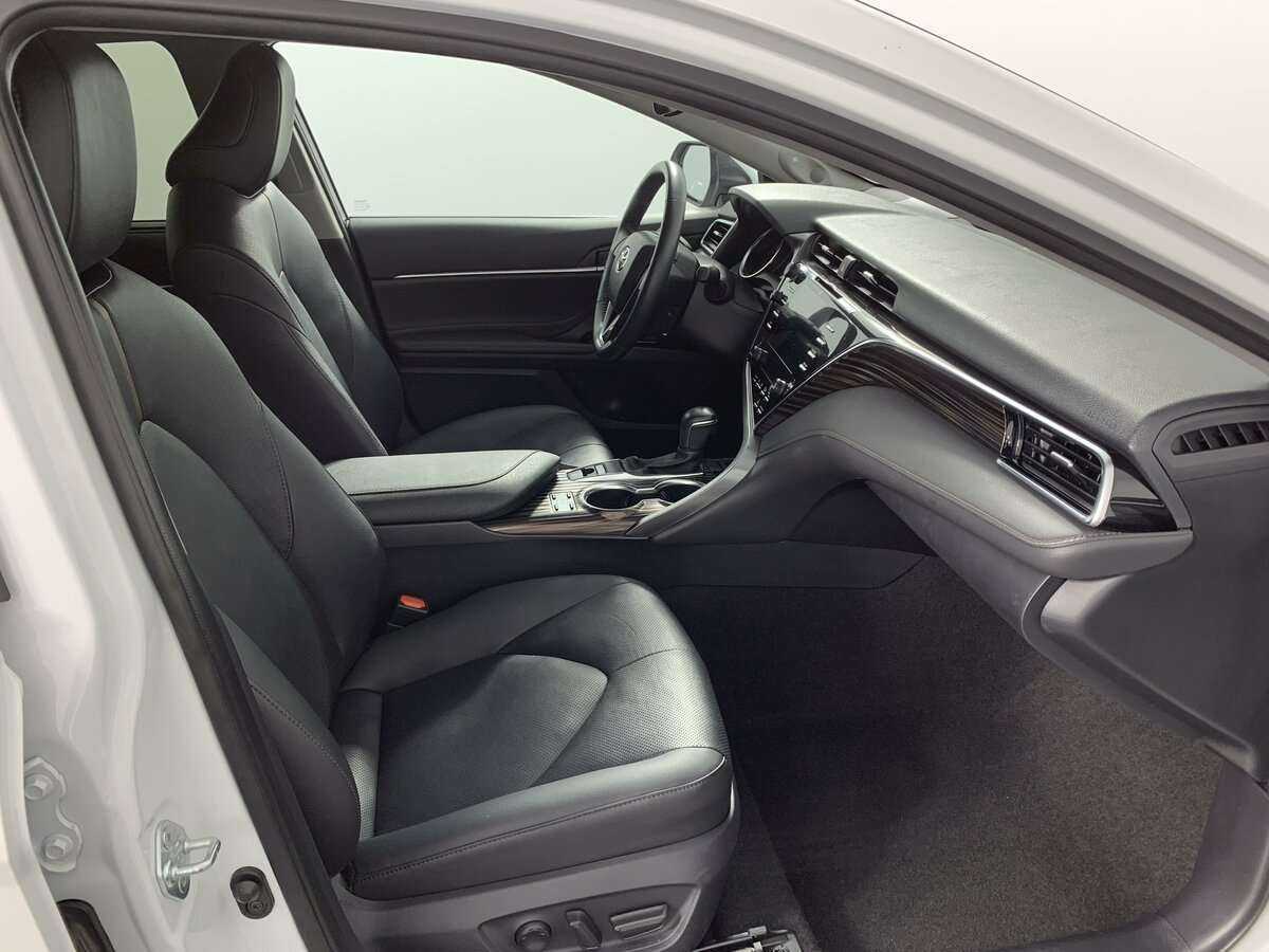 Купить Toyota Camry, 2021, 86 317 км, фото №17