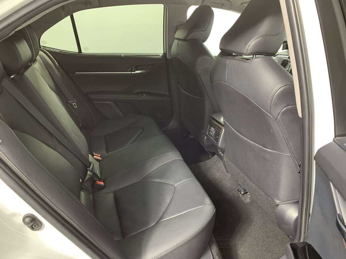 Купить Toyota Camry, 2021, 86 317 км, фото №18