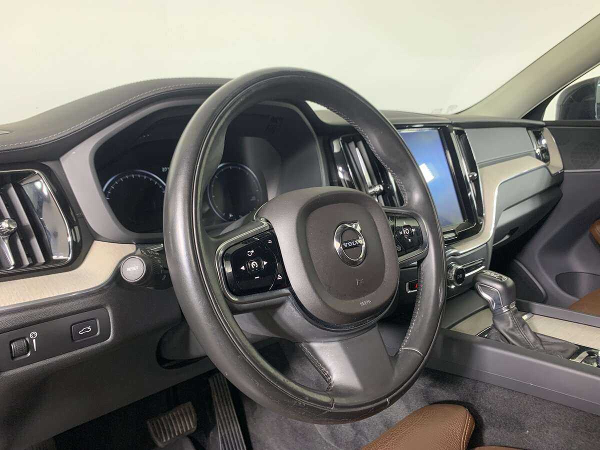 Купить Volvo XC60, 2019, 252 154 км, фото №9