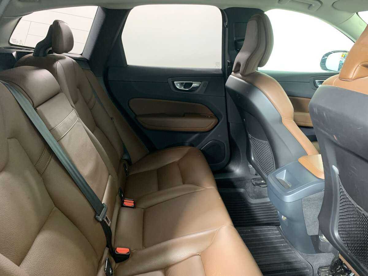 Купить Volvo XC60, 2019, 252 154 км, фото №15