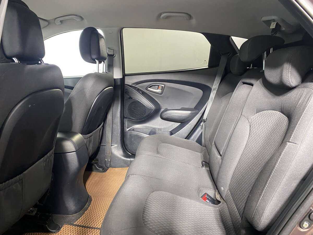 Купить Hyundai ix35, 2010, 191 686 км, фото №12