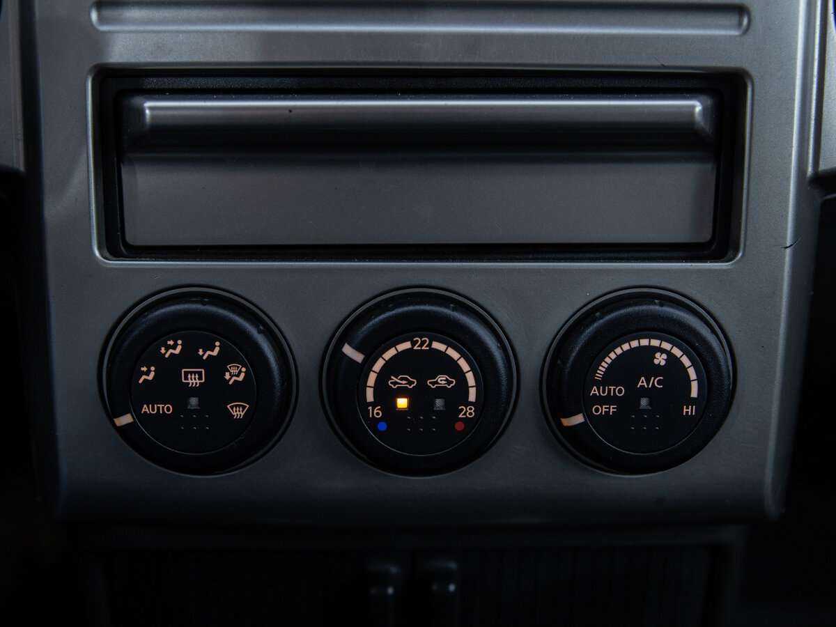 Купить Nissan X-Trail, 2006, 209 689 км, фото №12