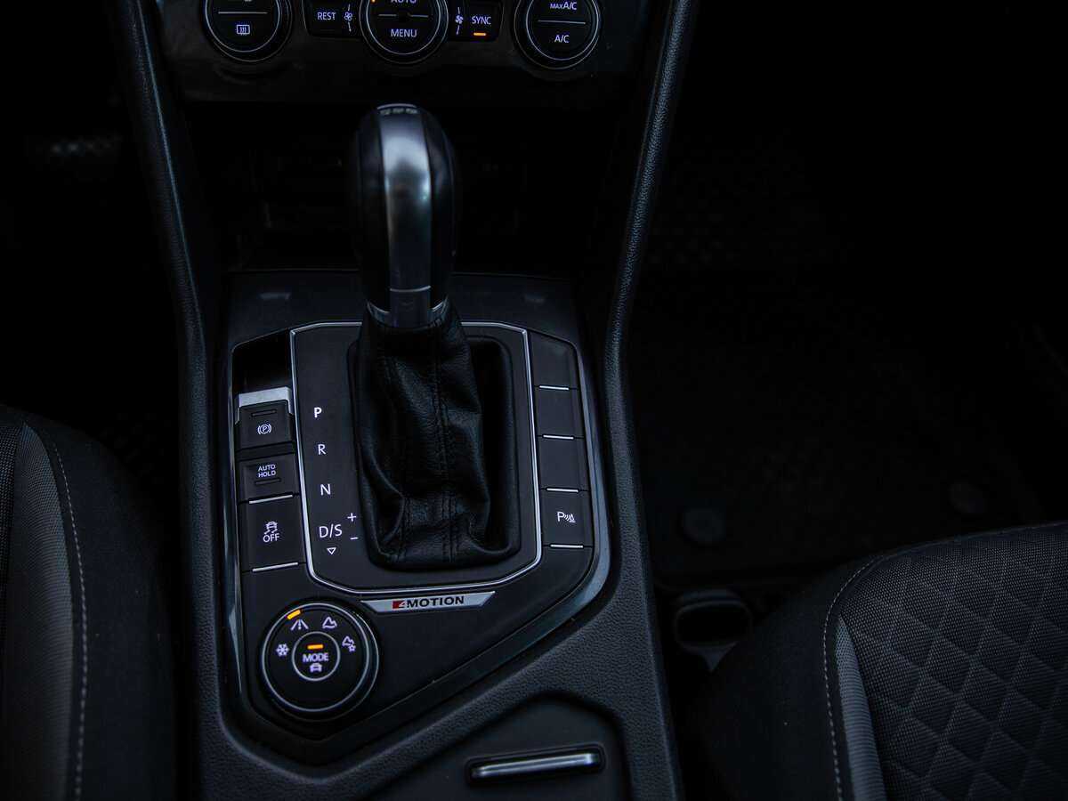 Купить Volkswagen Tiguan, 2017, 77 147 км, фото №17
