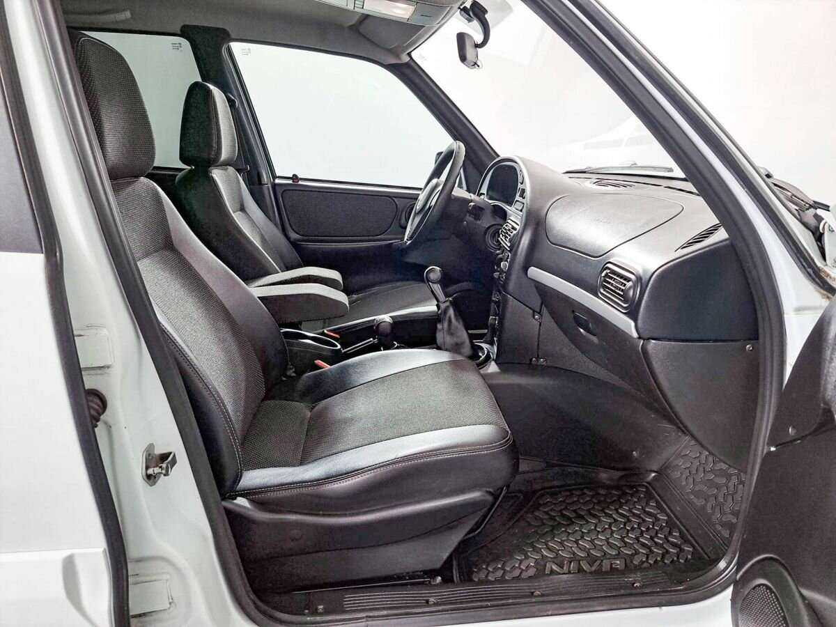 Купить Chevrolet Niva, 2013, 190 053 км, фото №9