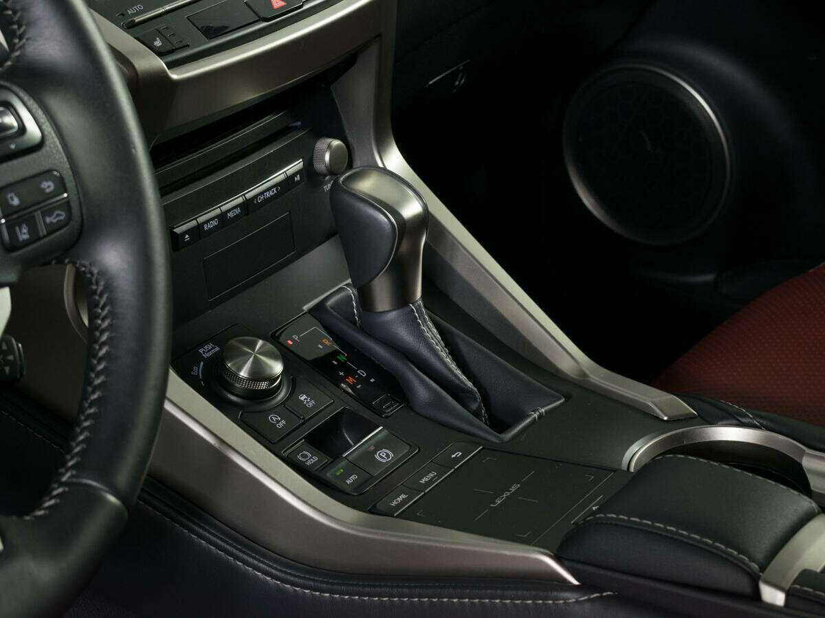 Купить Lexus NX 200, 2021, 30 124 км, фото №16