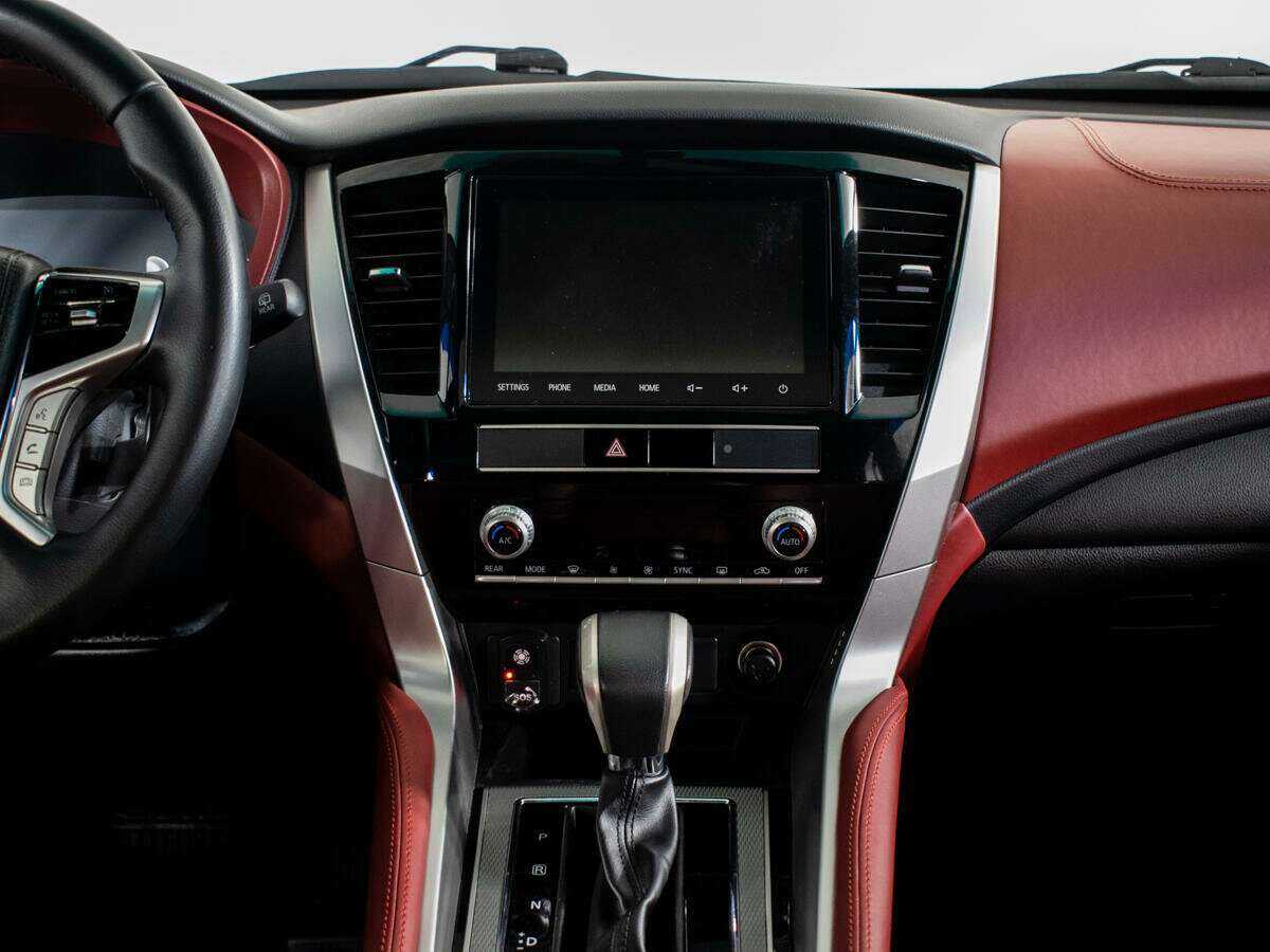 Купить Mitsubishi Montero Sport, 2022, 25 015 км, фото №11