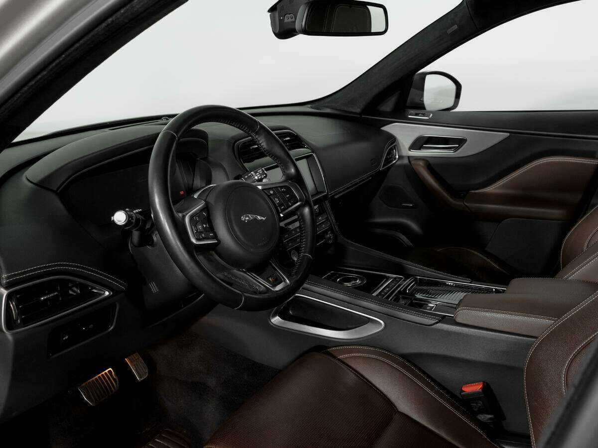 Купить Jaguar F-Pace, 2016, 68 780 км, фото №16