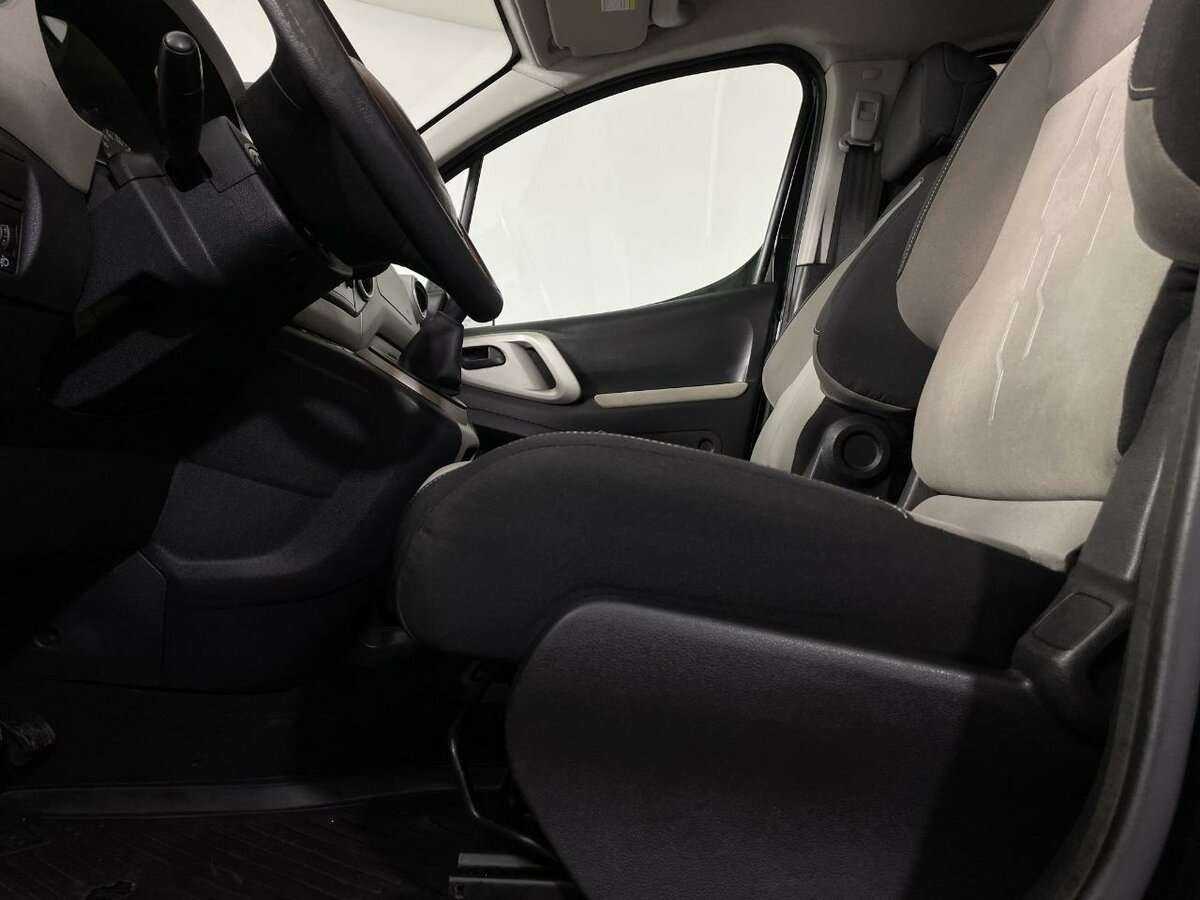 Купить Peugeot Partner, 2014, 147 734 км, фото №10