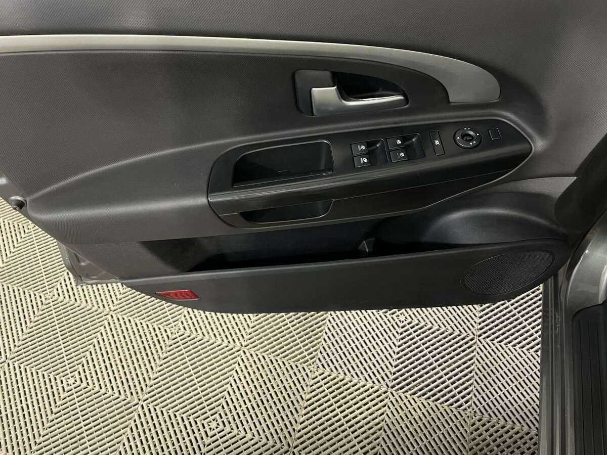 Купить Kia Ceed, 2011, 180 000 км, фото №8