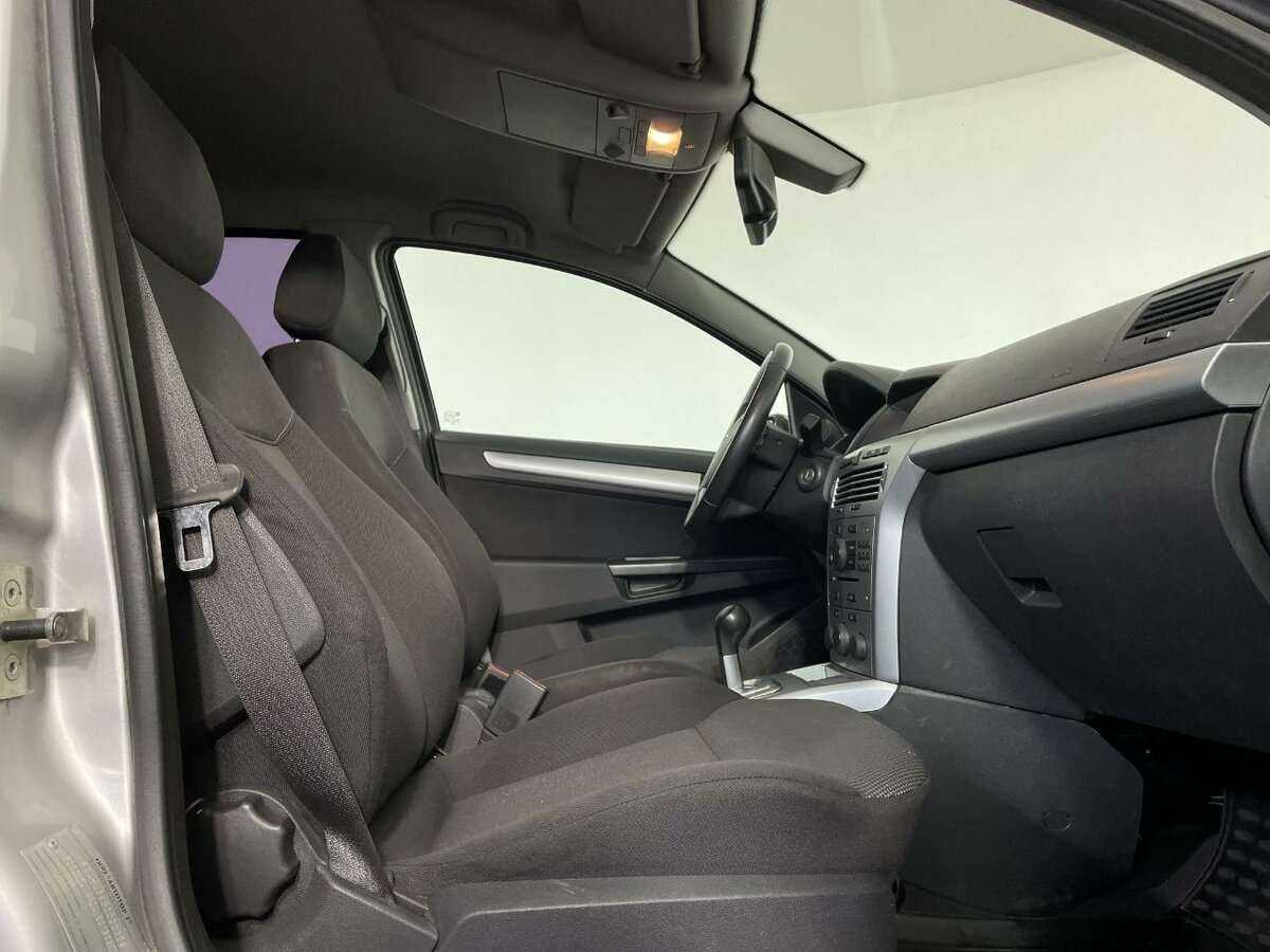 Купить Opel Astra, 2010, 167 660 км, фото №13