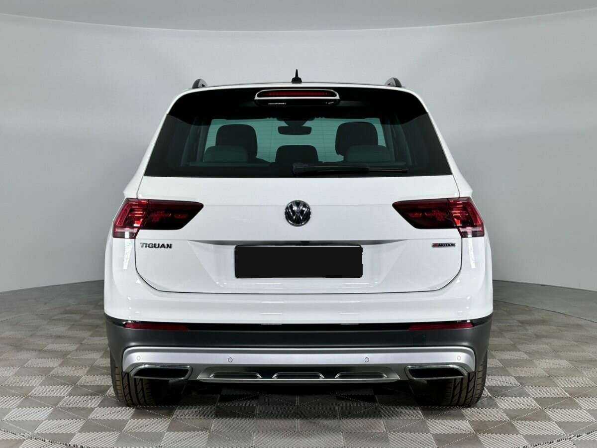 Купить Volkswagen Tiguan, 2019, 82 960 км, фото №4